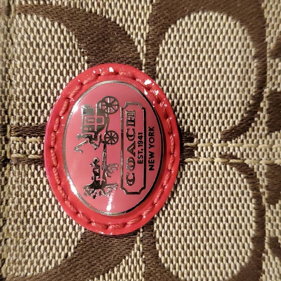 Coach Wallet - Picture 2 of 6